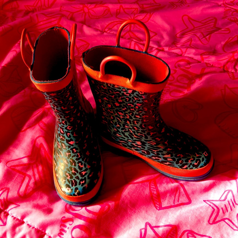 Rain boots